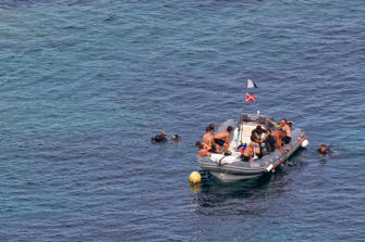 010-ILE-ROUSSE.jpg